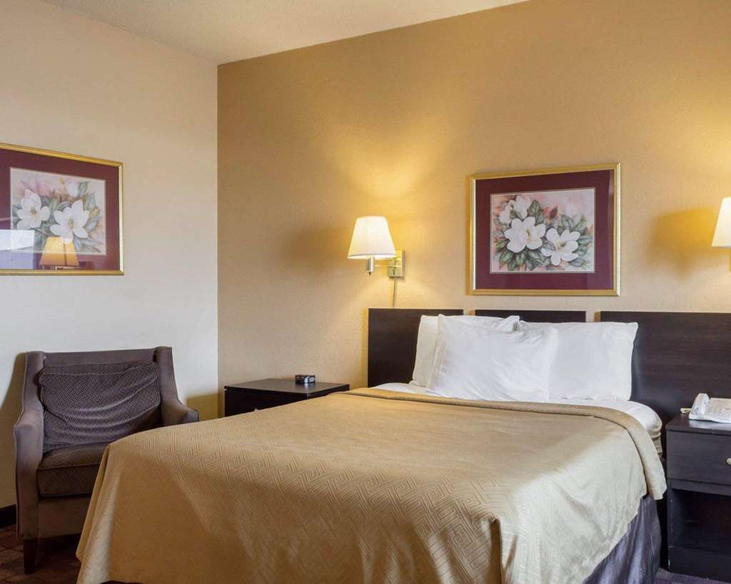 Econo Lodge Watertown Rum bild