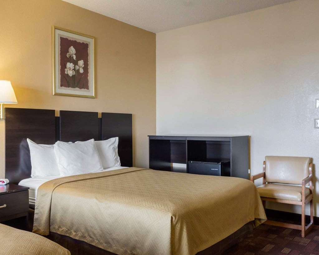 Econo Lodge Watertown Rum bild