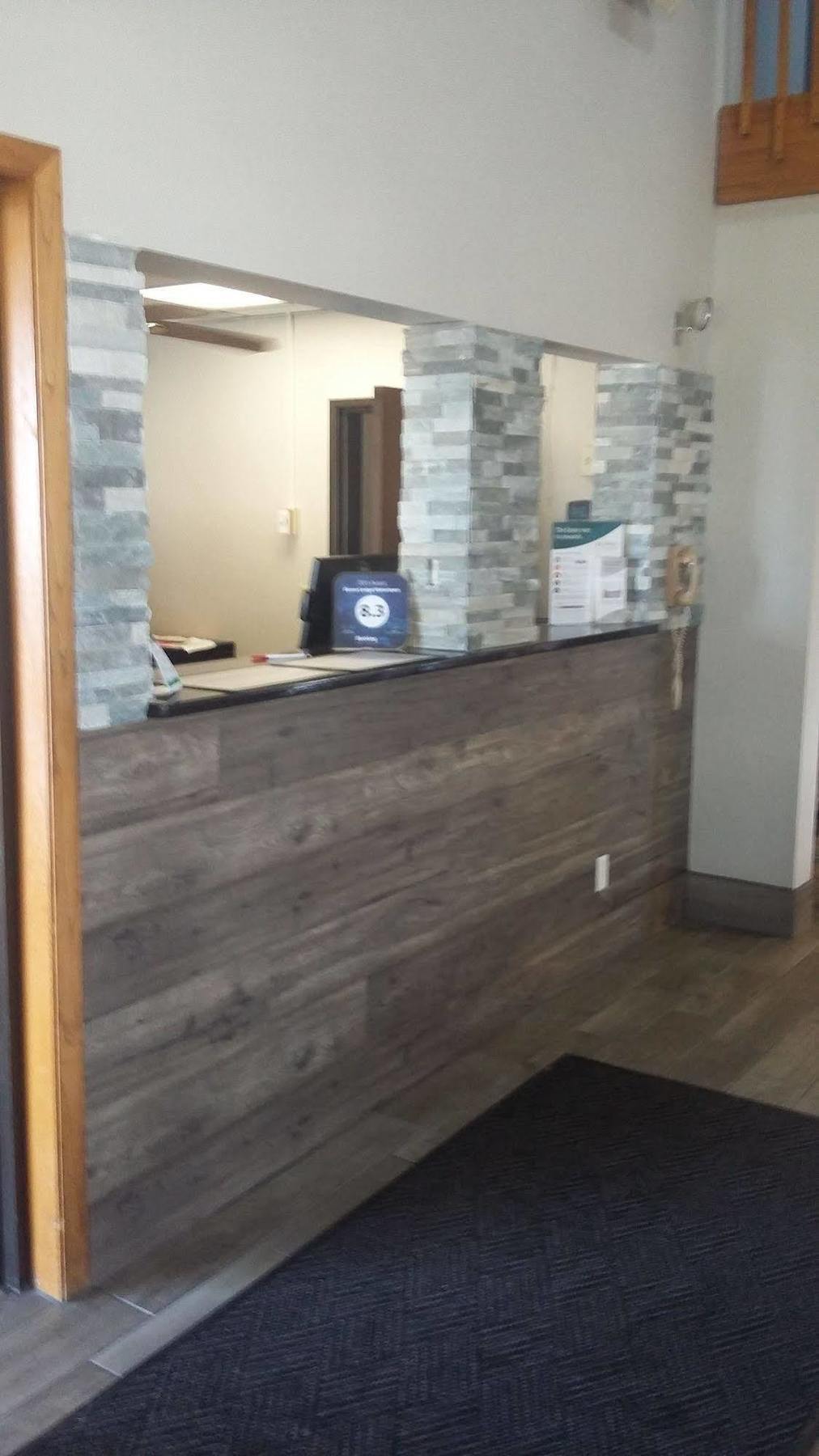 Econo Lodge Watertown Exteriör bild